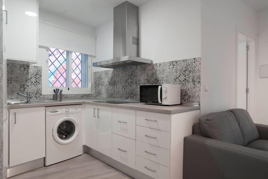 Moderno Apartamento En Plaza Merced Малага Экстерьер фото